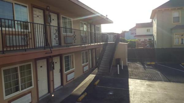 אוקלנד Palms Motel מראה חיצוני תמונה